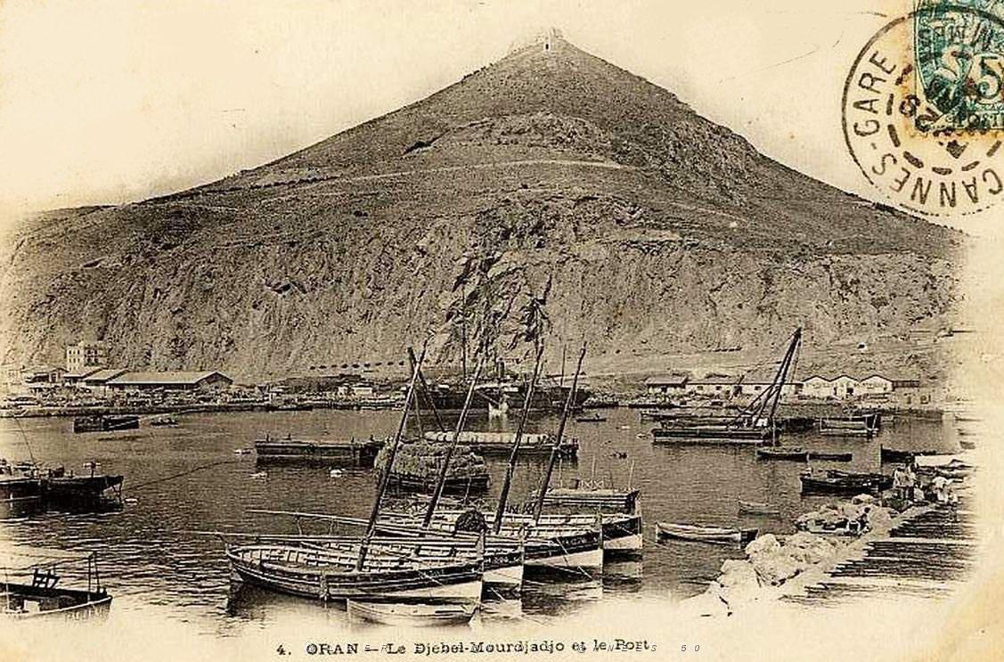 Oran- 143- travail sur les quais.JPG